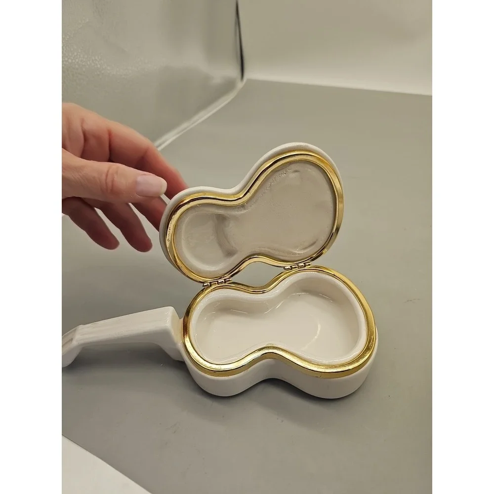 VTG Ceramic Hinged Trinket Dish w/ CAMEO Fontaine Capodimonte Italy Set Of 2